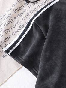 SHEIN 2件套：少女宽松短款T恤+紧身短裤，休闲日常穿搭 - 灰色 - 查看 4