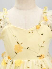 SHEIN Glamorique Kids 少女優雅迷人粉色可愛泡泡袖收腰奢華雙層刺繡網紗蓬蓬洋裝正式禮服 - 黃色 - 查看 5