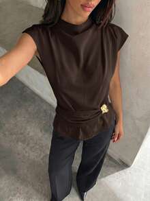 Aloruh 女士休闲优雅衬衫，通勤衬衫，杏色衬衫，夏季户外衬衫，金属扣腰衬衫 - 咖啡棕 - 查看 6