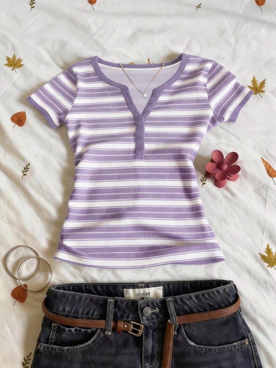 SHEIN Striped Digital Print Fashionable Minimalist V-Neck Short Sleeve T-Shirt, Gift For Friends - Multicolor - View 1