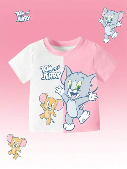 TOM & JERRY X SHEIN GraphicGems Bộ đồ mùa hè cho bé gái gồm áo thun ngắn tay cổ tròn in hình hoạt hình dễ thương, phối màu độc đáo và quần short cùng màu, thích hợp cho mùa hè.