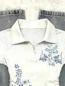 IslaSuriya 女士户外休闲运动Polo衫，夏季新品，印花设计，白色，Polo领，适合度假、返校季穿着，收腰设计 - 彩色 - 查看 3