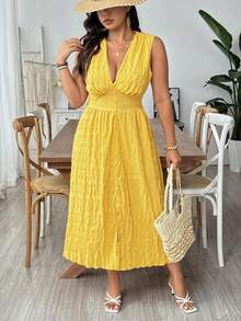 SHEIN LUNE CURVE Plus Size Women's Woven Regular Summer Lightweight Elegant Date Gym Comfortable V-Neck Sleeveless Cinched Waist Flared Hem Long Dress, Brown - Yellow - View 7