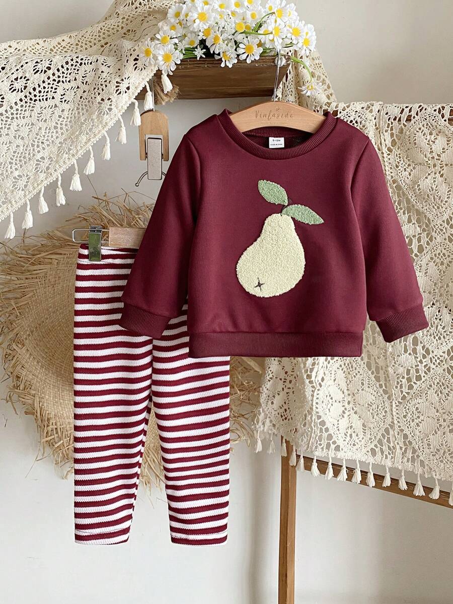 SHEIN Vintaside Kids 女嬰幼兒/新生兒 0-3 歲 春夏外出可愛水果梨子印花圓領長袖衛衣 + 羅紋緊身褲套裝 - 酒紅色 - 查看 1
