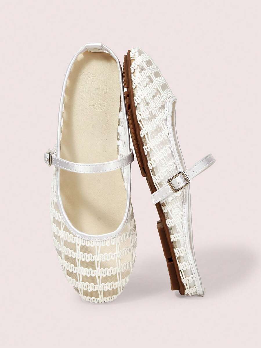 CUCCOO DOLLMOD Women's Shoes, Beige, Striped Embroidered Upper, Exposed Heel, Round Toe, Flat Bottom, Sweet, Cute, Comfortable And Casual. - Curve - White - View 1