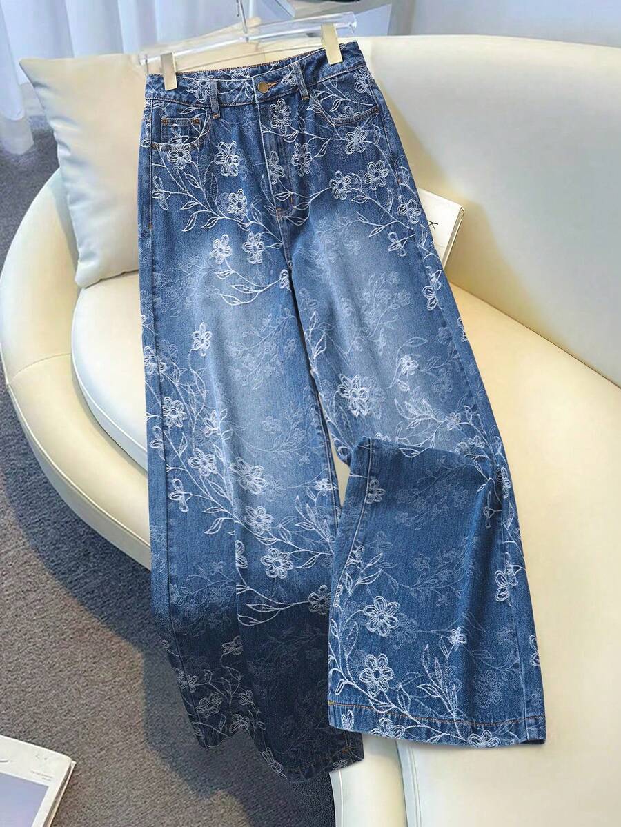 GlowEve CURVE Plus Size Women Spring/Summer Embroidered Jeans - Medium Wash - View 1