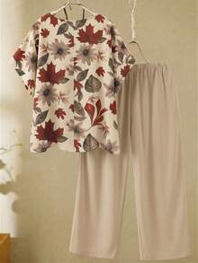 SHEIN Conjunto informal de 2 piezas de top de cuello redondo y pantalones de pierna ancha con estampado de hojas para mujer de talla grande - Albaricoque - Ver 2