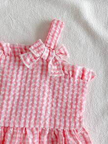 SHEIN Vintaside Kids 新生兒夏季可愛西瓜貼布繡格紋蝴蝶結裝飾背心短褲套裝，度假露營適用 - 西瓜粉 - 查看 9
