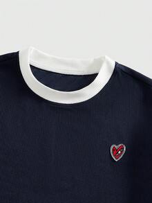 ROMWE MEN Men's Waffle Knit Heart Embroidered Contrast Color Short Sleeve T-Shirt - Navy Blue - View 4