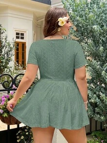 SHEIN EZwear Bộ áo liền quần tay ngắn màu xanh ô liu cỡ lớn, kiểu dáng thường ngày, thích hợp cho mùa xuân/hè. - Màu xanh Ô liu - Xem 2