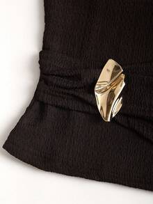 Sweetra Retro American Sexy Backless Crop Top, Black And Gold Tone, Waist Cinching Design With Metallic Buckle Accent, Elegant And Versatile For Summer - Brown - View 7