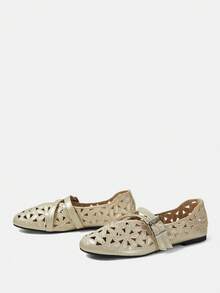 CUCCOO CHICEST Women's Hollow Embroidery, Buckle, Comfortable Flat Shoes - Gold - View 3