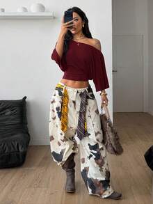 Coolane 女款多季節街頭時尚休閒度假舒適黑色寬鬆不對稱領口短版T恤 - 酒紅色 - 查看 5
