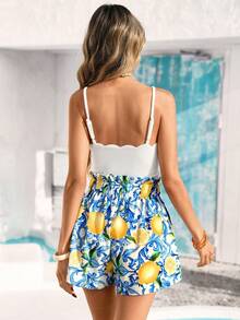 Vivid Eden Conjunto feminino de top camisola com acabamento em concha, estampado de limão, com folhos, cintura com laço frontal e calções, para férias na praia, conjunto casual de duas peças, estilo para praia, top camisola com acabamento em concha, estampado de limão, conjunto de duas peças, praia, para praia, conjunto casual feminino de camisola branca com estampado de limão e calções de 2 peças, estilo, roupas de verão femininas, roupas de resort femininas, roupas femininas, roupas femininas, roupas fofas femininas, roupas de brunch femininas de 2 peças - Branco - Ver 2