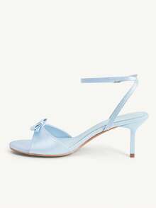 CUCCOO CHICEST 女款淺藍色緞面蝴蝶結愛心扣飾字母裝飾踝帶時尚優雅春夏季婚禮圓頭高跟涼鞋 - 淺藍色 - 查看 4