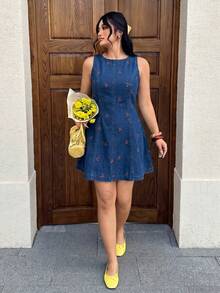 GalTyme Plus Size Women Cherry Pattern Round Neck Casual Sleeveless Dress - Blue - View 5