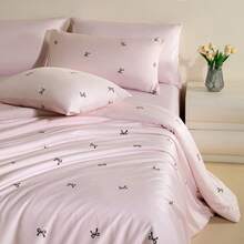 Cirelle Bộ 3 món vỏ chăn lụa băng mùa hè, 100% polyester, mềm mịn & thoải mái với họa tiết nơ bao gồm: 1 vỏ chăn + 2 vỏ gối (không bao gồm ga giường và ruột chăn) - Bột nơ bướm - Xem 9