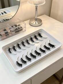GROINNEYA 8 Paar halb gestreifte Kunstwimpern, natürliche Verlängerung Katzenaugen Wimpern, kurze weiche 3D Nerz Wimpern, transparentes Band, kreuzweise flauschige Wimpern, geeignet für tägliches und Party Make-up - Halbe Wimpern - Übersicht 5