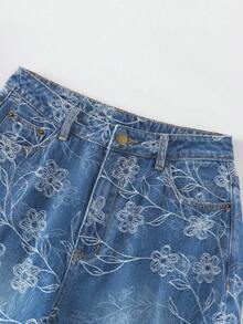 GlowEve CURVE 大尺碼女款春夏刺繡牛仔褲 - 淺色水洗藍 - 查看 3