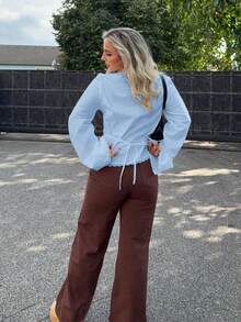 Jeta Ari Kemeja Kasual Wanita Model Slim Fit dengan Kerah V dan Detail Renda Kontras, Musim Semi/Gugur - Baby Blue - View 2