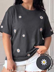 SHEIN EZwear 大码蓝色雏菊刺绣休闲短袖T恤，春夏款 - 深灰色 - 查看 5
