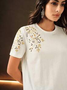 Anewsta Guldfärgad paljettbroderad casual t-shirt för kvinnor, lämplig för pendling och sommarsemester - Vitt - Visa 3