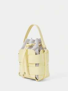 SHECARRY Women's Fashion Two-In-One Handbag, Fresh Light Yellow Messenger Bucket Bag, Exquisite And Simple Hollow Craftsmanship, Suitable For Commuting, Daily Life, Shopping, Vacation, Travel, Matching - Light yellow. - View 2