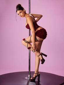 CUCCOO LuxiPop 女款厚底高跟涼鞋，派對風亮片裝飾露趾高跟涼鞋，性感夜店高跟涼鞋，夜店派對風，適合春夏，2000年代風格假期氛圍，夏季穿著，旅行必備 - 紅木色 - 查看 10