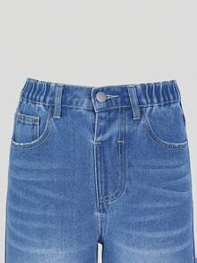 SHEIN 女童牛仔短褲，夏季新品系列，中藍色牛仔色，彈性腰帶，休閒寬鬆及膝經典藍色水洗牛仔百慕達短褲，適合學校、戶外、度假、日常穿著 - 中等水洗藍 - 查看 5