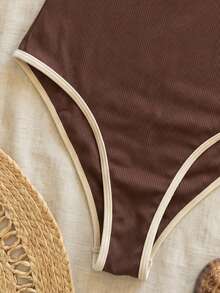 SHEIN Swim Traje de baño de una pieza con tiras anchas y ribete de contraste en tela acanalada para mujeres - Café integral - Ver 8