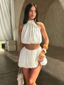 Opulessa Bộ đồ nữ màu trơn dệt kim gồm áo croptop trễ vai và quần short, thích hợp cho mùa xuân/hè. - Màu be - Xem 1