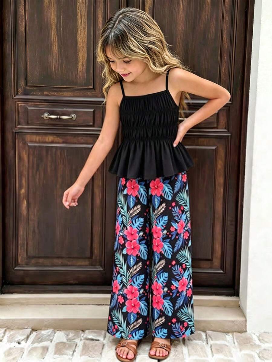 SHEIN Sparklyn Tween Girls Casual Sweet Knit Fabric Drawstring Design Camisole Top Paired With Loose Wide Leg Pants 2 Pieces Set, Suitable For Daily Commute, Holiday, Sisters Street Photography, Spring/Summer - Multicolor - View 1