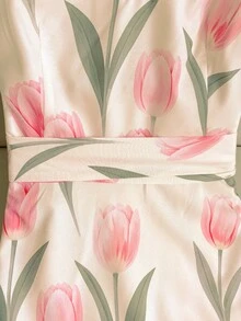 SHEIN Franclia 花卉撞色綁腰細肩帶洋裝，隱形拉鍊、可調式扣環，極簡風格，3D剪裁效果，飄逸收腰洋裝，適合夏季度假、春夏通勤、居家、約會、日常穿搭、夏季派對海灘、畢業典禮，百搭休閒穿著。收腰洋裝、傘裙腰洋裝、花卉收腰洋裝。 - 彩色 - 查看 5