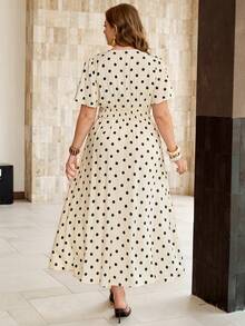 Roveilla Đầm midi nữ size lớn eo nhún thắt, tay loe dáng chữ A, màu cam mơ nền chấm bi nâu, phong cách Pháp cổ điển thanh lịch cho công sở, dạo phố, đi chơi, trà chiều, tối giản, boho, xuân/hè - Màu be - Xem 2