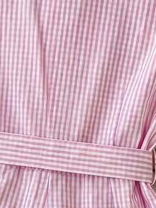 SHEIN Franclia Macacão feminino casual de primavera/verão, elegante francês, minimalista, com lapela, manga curta, bordado, cinto na cintura, curto, azul às riscas - Rosa - Ver 7