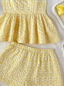 SHEIN Bộ 2 món áo camisole gấu nhún hoa jacquard vàng trơn và quần short cho bé gái tuổi teen mặc đi chơi mùa hè - Màu vàng - Xem 5