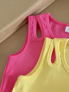 SHEIN 2 chiếc/bộ Áo tank top dáng ngắn ôm sát cho bé gái, phong cách thanh lịch đi nghỉ mát, họa tiết thêu khăn 3D rực rỡ, thiết kế khoét rỗng - Nhiều màu - Xem 3