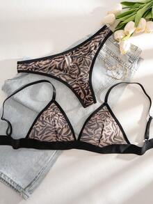 SHEIN 2件組女性性感內衣套裝 (無鋼圈胸罩、丁字褲) - 彩色 - 查看 5