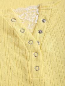 Sweetra Women's Half-Open Cuff Eyelet Lace Trim Solid Color Long Sleeve T-Shirt - Yellow - View 4