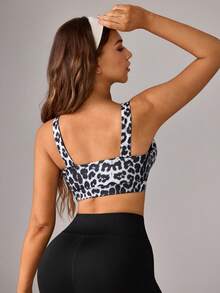 Dewbera Dewbera Leopard Print Sports Bra With Fixed Cups, Twist Detail, Hollow-Out, High Support, Racerback - Multicolor - View 2