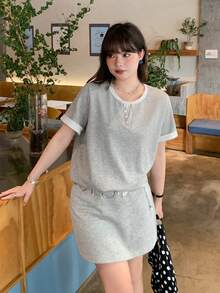 Dazy Plus 两件套撞色短袖T恤和迷你裙，韩版运动休闲大码女装，春夏款 - 灰色 - 查看 1