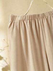 SHEIN Conjunto informal de 2 piezas de top de cuello redondo y pantalones de pierna ancha con estampado de hojas para mujer de talla grande - Albaricoque - Ver 3