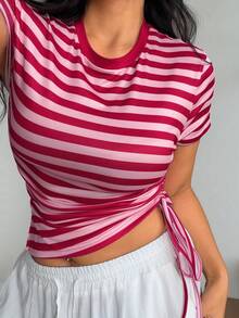 Coolane 女士加大码夏季休闲外出复古Y2K弹力舒适粉色条纹圆领侧褶下摆开衩短袖T恤 - 彩色 - 查看 6