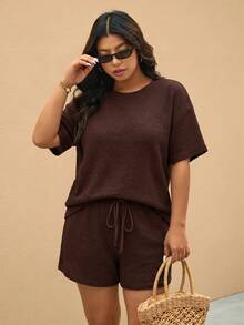 Elaquor Plus Size Women's Solid Color Round Neck Short Sleeve T-Shirt And Shorts Casual Two Pieces Set - Brown - View 6
