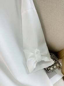 SHEIN Raffinéa 秋季女装 女士常规白色衬衫，带假吊带，露肩中袖两用，优雅休闲通勤时尚，适合派对、商务场合，露肩上衣，全白服装，适合大学校园的白色衬衫 - 白色 - 查看 6
