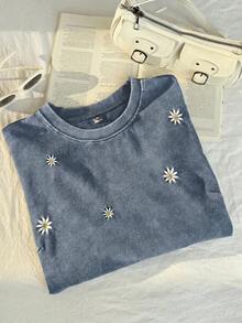 Comfortcana Plus Size Short Sleeve 100%Cotton T-Shirt, Washed Snowflake Pattern, Spring Embroidered Cropped Floral Crew Neck Daisy Pullover, Women Blue - Blue - View 5