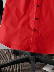 SHEIN 青少年男童休閒舒適素色百搭短袖襯衫，適合春夏季戶外穿著 - 紅色 - 查看 4