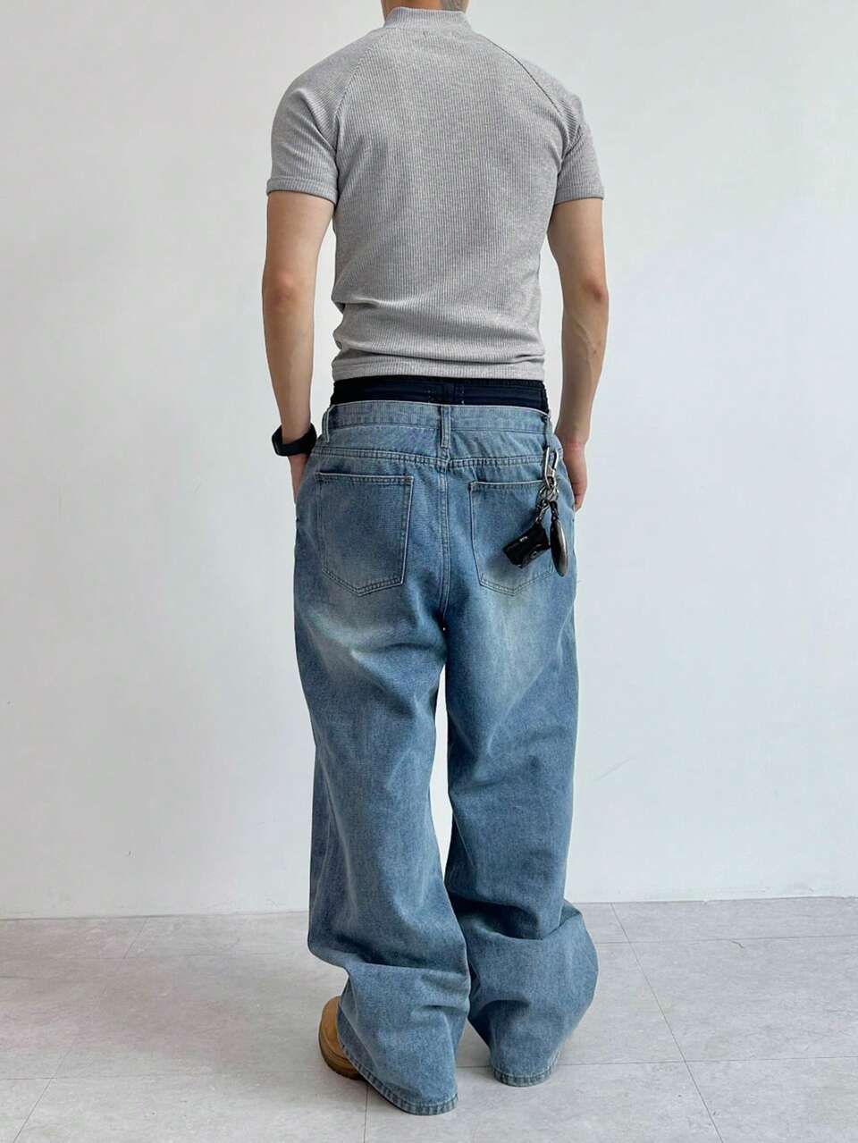 Grey Crew Neck Short Sleeve Half-Zip Men's T-Shirt