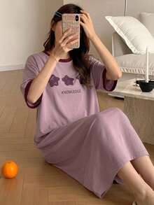DAZY Sternenmuster Kontrast-Farbiger Saum Locker Sitzendes T-Shirt Kleid, Langes Casual Kleid für Damen, Sommer - Violett - Übersicht 1