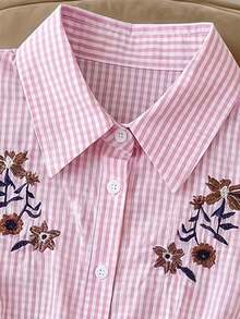 SHEIN Franclia Macacão feminino casual de primavera/verão, elegante francês, minimalista, com lapela, manga curta, bordado, cinto na cintura, curto, azul às riscas - Rosa - Ver 6